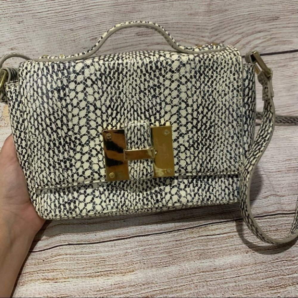 Rare India Hicks The Lady P Bag Snakeskin Purse - Picture 2 of 16